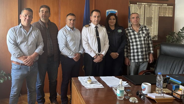 Ηράκλειο: Το προσωπικό του Λιμενικού καλωσόρισε το νέο Λιμενάρχη Νίκο Τσομπάνη