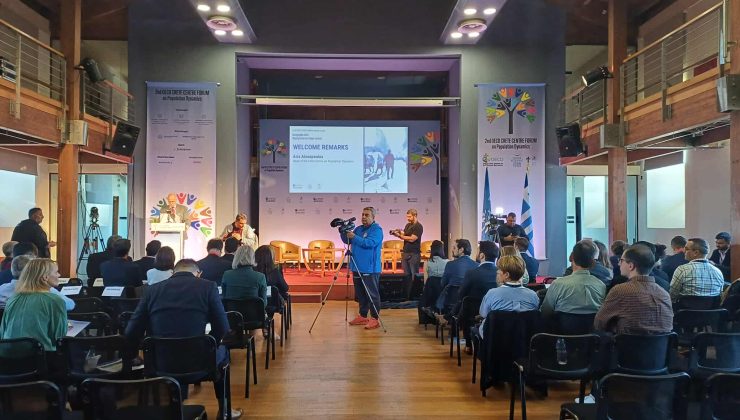 Δημογραφικό «SOS»: Σε 25 χρόνια η Ελλάδα θα έχει 2 εκατομμύρια λιγότερους εργαζόμενους 3 Χανιά: «Να ξεχάσουμε τη σύνταξη στα 65 – 67» – Σοκαριστικά στοιχεία για μείωση του νέου εργατικού δυναμικού – Σωτήρια η νόμιμη μετανάστευση